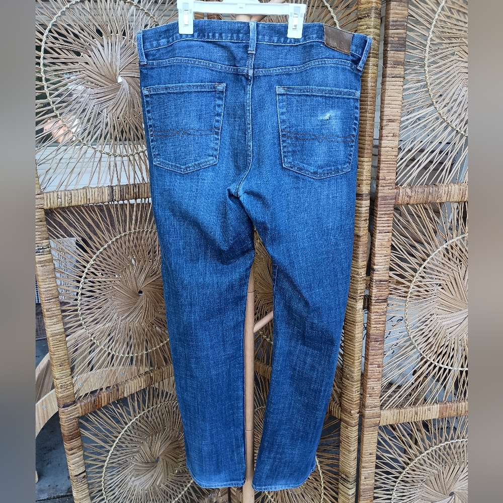 Lucky Brand Classic Blue Denim Jeans_36W X 34L - Picture 4 of 8